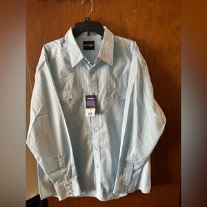Wrangler button down shirt